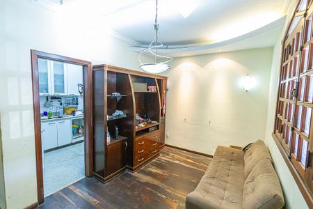 Casa para alugar com 360m², 3 quartos e 2 vagascopa