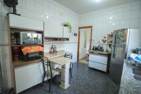 Casa à venda com 498m², 6 quartos e 5 vagas