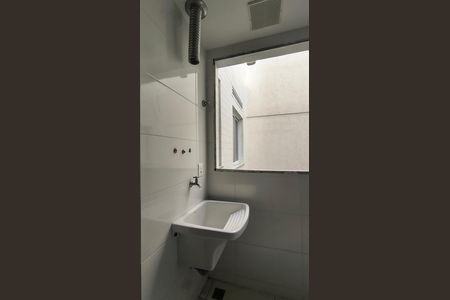 Apartamento à venda com 93m², 3 quartos e 2 vagas Apartamento à venda com 93m², 3 quartos e 2 vagasCozinha e Área de Serviço