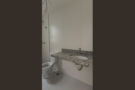Apartamento à venda com 93m², 3 quartos e 2 vagas Apartamento à venda com 93m², 3 quartos e 2 vagasBanheiro da Suíte 2 e Social
