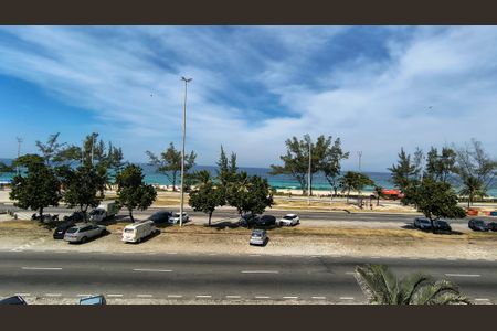 Apartamento à venda com 93m², 3 quartos e 2 vagas Apartamento à venda com 93m², 3 quartos e 2 vagasVaranda