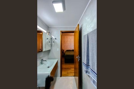 Apartamento à venda com 80m², 3 quartos e sem vaga Apartamento à venda com 80m², 3 quartos e sem vagaBanheiro da Suíte