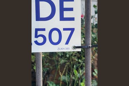 Casa para alugar com 240m², 5 quartos e 3 vagas Casa para alugar com 240m², 5 quartos e 3 vagasPlaca