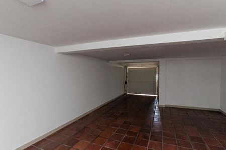 Casa para alugar com 240m², 5 quartos e 3 vagas Casa para alugar com 240m², 5 quartos e 3 vagasGaragem