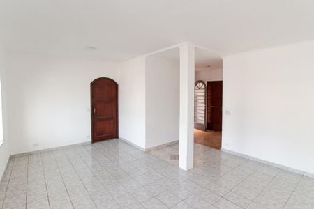 Sala de casa para alugar com 5 quartos, 240m² em Jardim Leonor Mendes de Barros, São Paulo