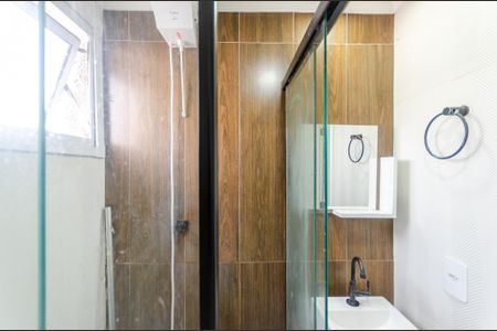 Studio para alugar com 28m², 1 quarto e sem vaga Studio para alugar com 28m², 1 quarto e sem vagaBanheiro