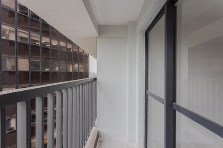 Varanda de apartamento à venda com 1 quarto, 27m² em Pinheiros, São Paulo