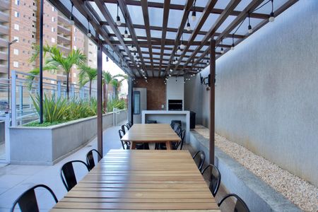 Apartamento para alugar com 120m², 2 quartos e 2 vagasÁrea comum - Churrasqueira