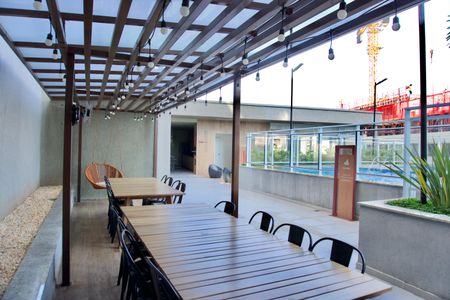 Apartamento para alugar com 120m², 2 quartos e 2 vagasÁrea comum - Churrasqueira