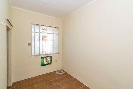 Quarto de casa para alugar com 1 quarto, 55m² em Penha Circular, Rio de Janeiro