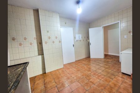 Apartamento à venda com 130m², 3 quartos e sem vaga Apartamento à venda com 130m², 3 quartos e sem vagaCozinha