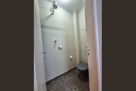 Apartamento à venda com 130m², 3 quartos e sem vaga Apartamento à venda com 130m², 3 quartos e sem vagaBanheiro da Lavanderia