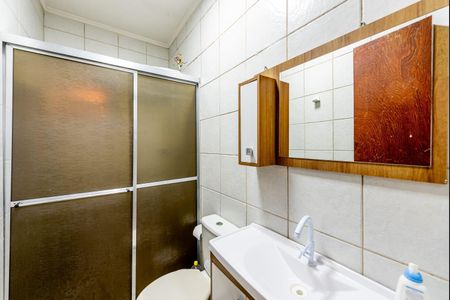 Banheiro 2 de casa à venda com 2 quartos, 84m² em Chapéu Do Sol, Porto Alegre