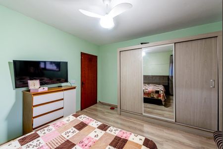 Quarto 1 de casa à venda com 2 quartos, 84m² em Chapéu Do Sol, Porto Alegre