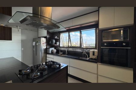 Apartamento à venda com 168m², 3 quartos e 2 vagas