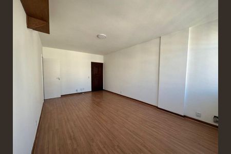 Apartamento à venda com 84m², 2 quartos e 1 vaga