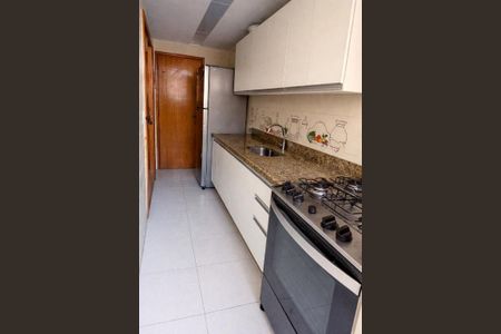 Apartamento à venda com 75m², 2 quartos e 1 vaga