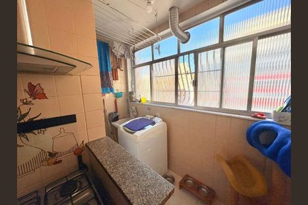 Apartamento à venda com 75m², 2 quartos e 1 vaga