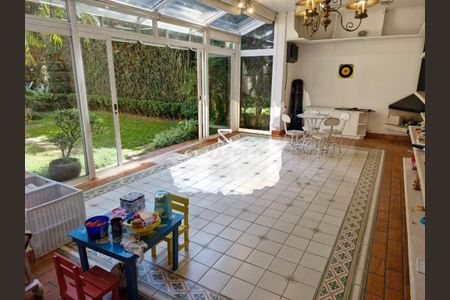 Casa à venda com 532m², 4 quartos e 4 vagas