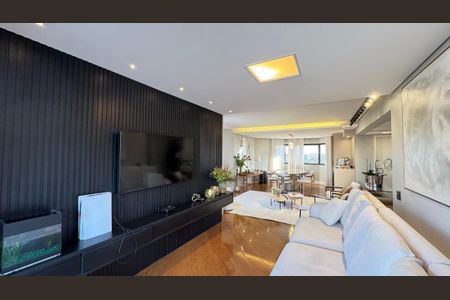 Apartamento à venda com 3 quartos, 168m² em Campo Belo, São Paulo