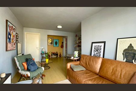 Apartamento à venda com 72m², 2 quartos e 1 vagaSala