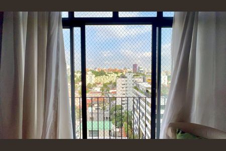Varanda de apartamento à venda com 2 quartos, 72m² em Vila Madalena, São Paulo