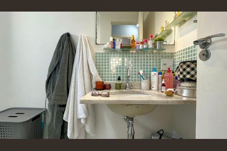 Apartamento à venda com 72m², 2 quartos e 1 vagaBanheiro