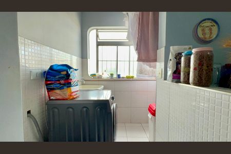 Apartamento à venda com 72m², 2 quartos e 1 vagaÁrea de Serviço