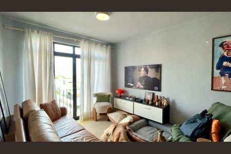 Apartamento à venda com 72m², 2 quartos e 1 vagaSala