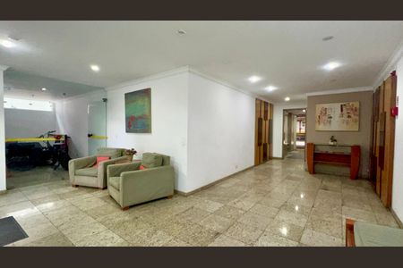 Apartamento à venda com 72m², 2 quartos e 1 vagaHall de entrada
