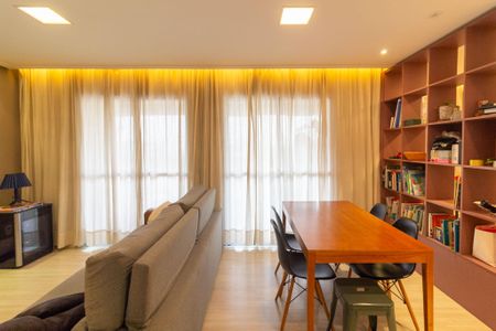 Sala de apartamento para alugar com 2 quartos, 84m² em Jurubatuba, São Paulo