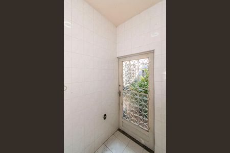 Apartamento à venda com 68m², 3 quartos e sem vagaÁrea de Serviço