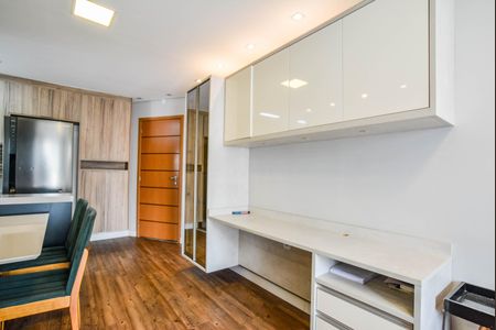 Sala de apartamento para alugar com 2 quartos, 60m² em Campestre, Santo André