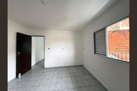 Casa para alugar com 1 quarto, 64m² em Vila Zat, São Paulo
