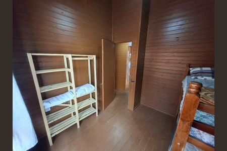 Quarto 2 de casa para alugar com 2 quartos, 47m² em São João do Rio Vermelho, Florianópolis