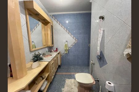 Casa para alugar com 187m², 3 quartos e 2 vagasBanheiro 2