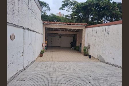 Casa à venda com 321m², 4 quartos e 12 vagas