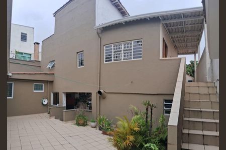 Casa à venda com 321m², 4 quartos e 12 vagas