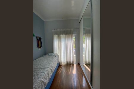 Casa à venda com 4 quartos, 270m² em Parque Sinai, Santana de Parnaíba