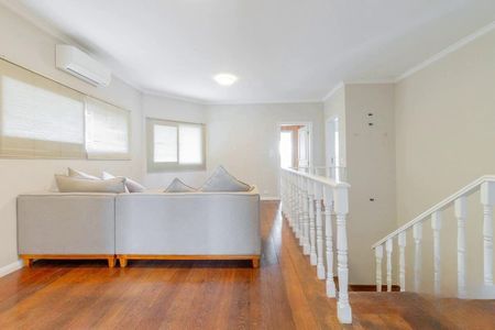 Casa à venda com 4 quartos, 400m² em Jardim Paulista, Barueri