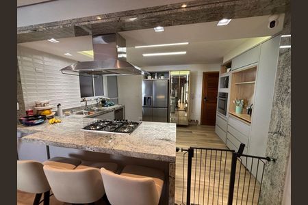 Apartamento à venda com 130m², 3 quartos e 3 vagas