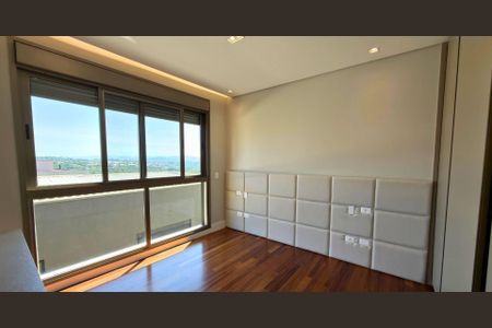 Casa à venda com 420m², 4 quartos e 8 vagas