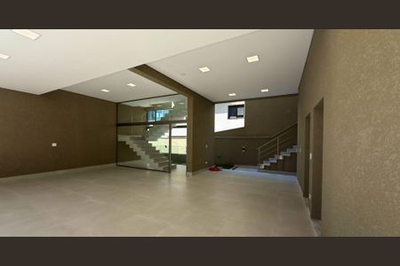 Casa à venda com 420m², 4 quartos e 8 vagas