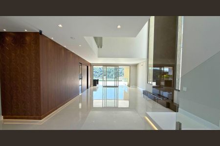 Casa à venda com 420m², 4 quartos e 8 vagas
