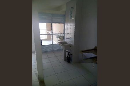 Apartamento à venda com 2 quartos, 56m² em Pestana, Osasco