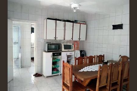 Casa à venda com 3 quartos, 142m² em Km 18, Osasco