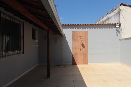 Casa à venda com 46m², 2 quartos e 2 vagasQuintal