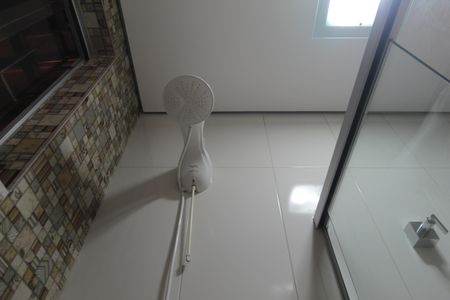 Casa à venda com 46m², 2 quartos e 2 vagasBanheiro Social