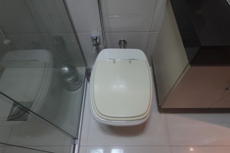 Casa à venda com 46m², 2 quartos e 2 vagasBanheiro Social