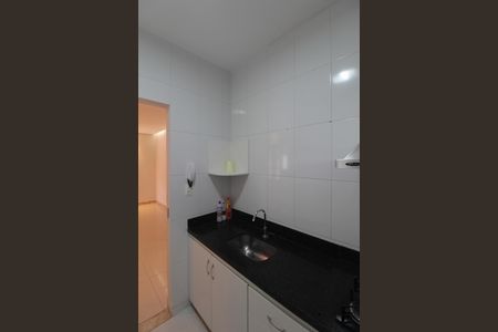 Casa à venda com 46m², 2 quartos e 2 vagasCozinha